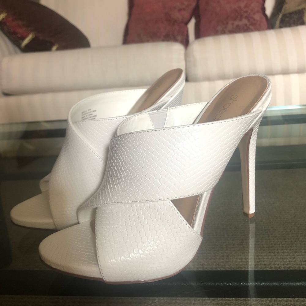 Brand new mules